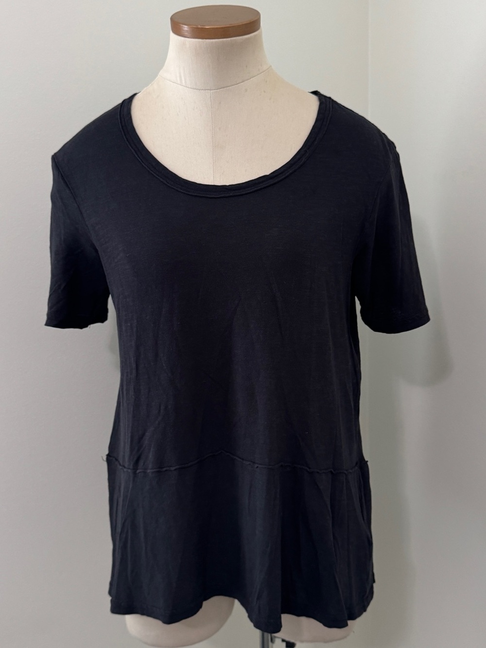 Pact Medium Black 100% Organic Cotton Short Sleeve Tee T-Shrit